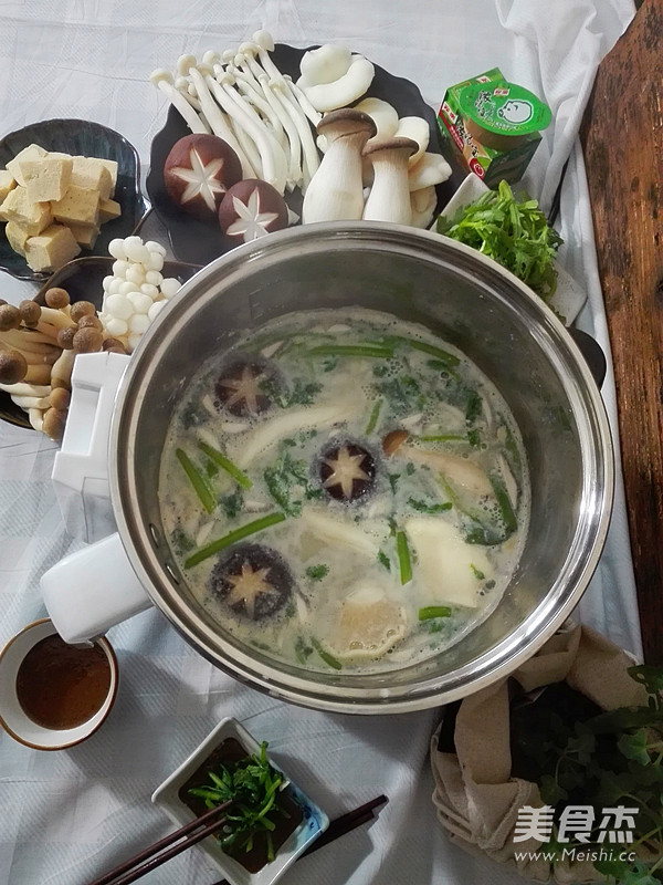 Soy Milk Mushroom Hot Pot recipe