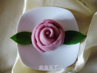 Purple Sweet Potato and Rose Bun recipe