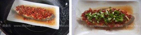 Steamed Sea Fish Cubes with Chopped Pepper recipe