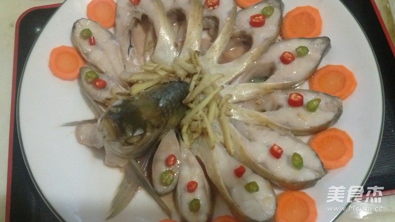 Steamed Peacock Kaiping Fish recipe