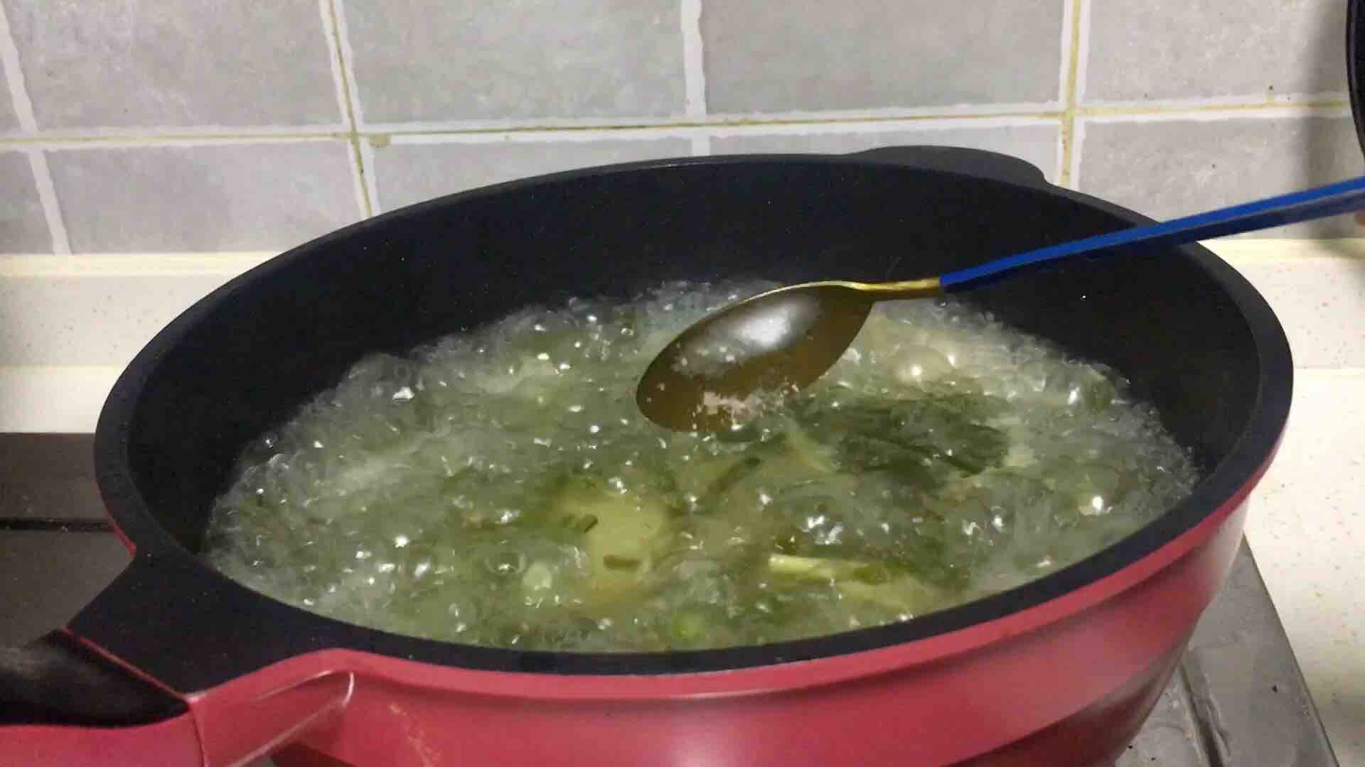 Seaweed Tofu Soup recipe