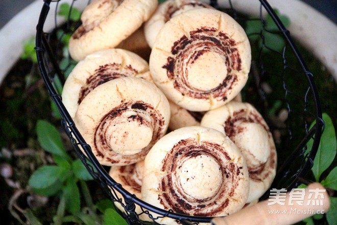 Mushroom Cookies for Children's Day recipe