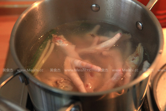 Braised Chicken Wings and Chicken Feet recipe