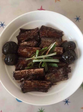 Saury in Red Wine recipe