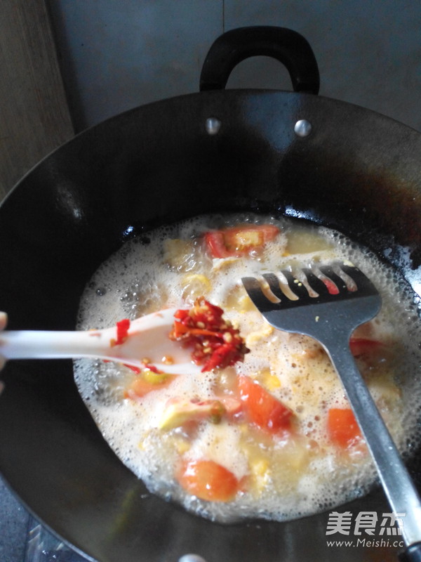 Tomato and Egg Noodles recipe