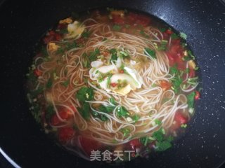 Clear Noodle Soup with Mustard and Egg recipe