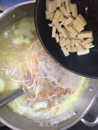 Pork Soup Noodles recipe