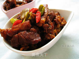 Pork Belly and Broad Bean Claypot-a Lazy Meal Tailored for New and Old Cooks recipe