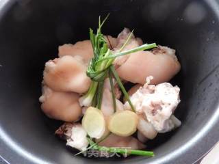 Garlic Pork Knuckles recipe