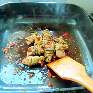 Braised Pork with Carob recipe