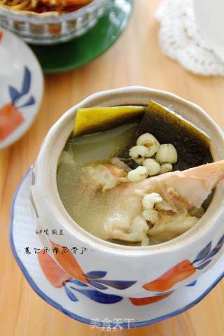 Barley Seaweed Tube Bone Soup recipe