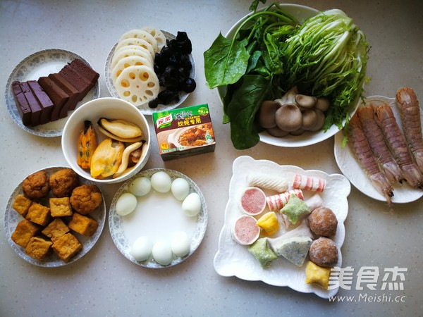 Sea and Land Hot Pot recipe