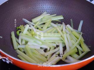 Stir-fried Lean Pork with Celery recipe