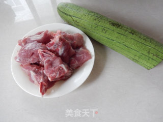 Loofah Pork Bone Soup recipe