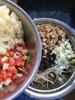 Bean Sprouts Fungus Soba Noodles recipe