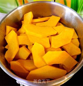 Homemade Pumpkin Pie with Bean Paste recipe