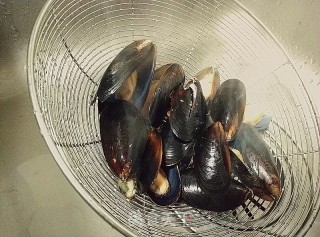 Pickled Pepper Mussels recipe