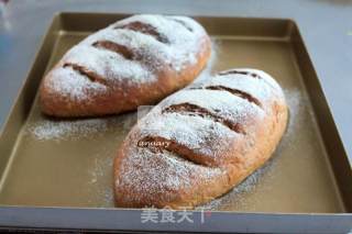 Red Date Walnut Soft European Buns recipe