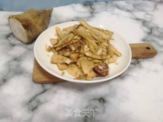 Stir-fried Bacon with Winter Bamboo Shoots recipe