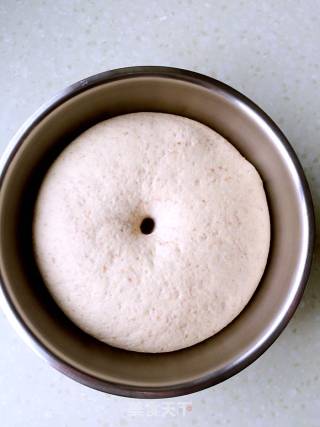 Whole Wheat Steamed Buns with Whole Grains recipe