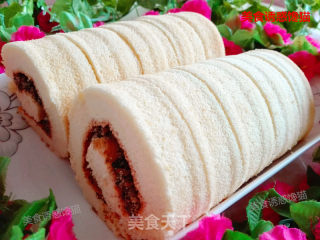 Peanut Sesame Cake Roll recipe