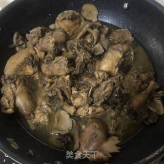 Chicken Stewed with Mushrooms recipe