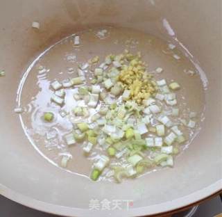 Stir-fried Cabbage with Minced Pork in Sauce recipe