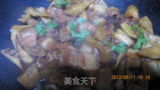 Braised Pork Belly with Spring Bamboo Shoots recipe