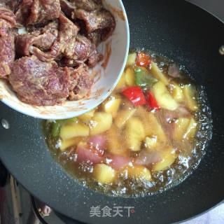 Curry Beef with Potatoes recipe