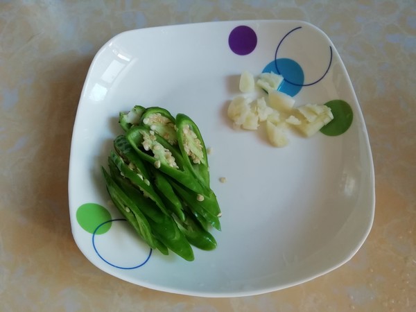 Scrambled Eggs with Cordyceps Flower recipe