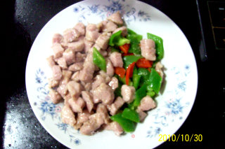 [seasonal Dishes with Wine]-stir-fried Diced Pork with Dried Soybeans recipe