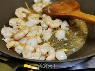 Braised Winter Melon with Shrimp and Fresh Shells recipe