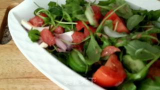 Grapefruit Nut Slimming Salad recipe