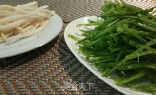 Star Dishes, Easy to Make Mushrooms and Snow Peas recipe