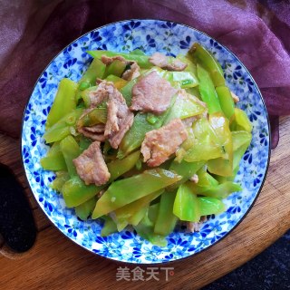 Sliced Pork with Green Bamboo Shoots recipe