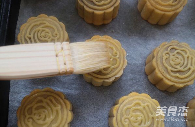 Cantonese Bean Paste and Meat Floss Mooncake recipe