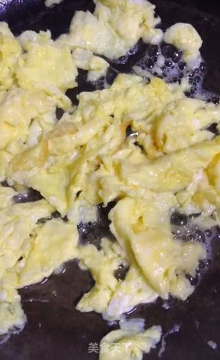 Scrambled Eggs with Mung Bean Sprouts recipe