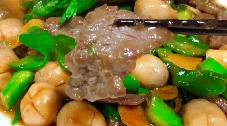 Stir-fried Beef with Straw Mushroom and Abalone Sauce recipe