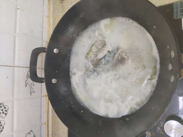 Delicious Sea Bass Soup recipe