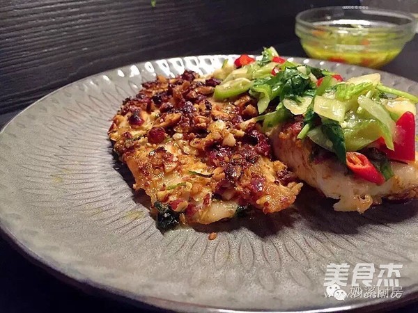 Southeast Asian Flavor | Crispy Peanut Fried Snapper Fillet with Hot and Sour Sauce recipe