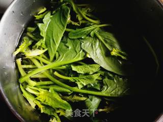 #团圆饭#peanuts Mixed with Spinach recipe