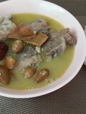 Grandma's Soup-stewed Pork Spine Soup with Ginkgo