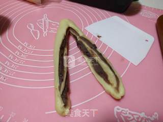 Bean Paste Twisted Bun recipe