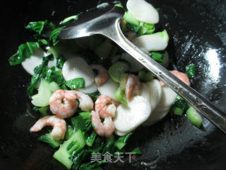 Stir-fried Rice Cake with Shrimp and Green Vegetables recipe