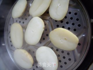 A Winter Nourishing Dish that Combines Chinese and Western Styles-roast Beef and Potatoes recipe