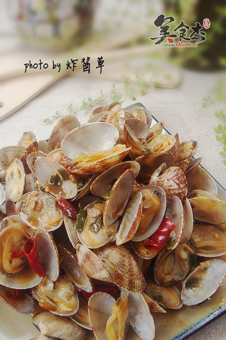 Stir-fried Flower Clams recipe