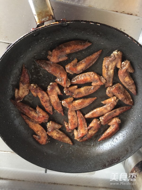 Pan-fried Chicken Wing Tips recipe