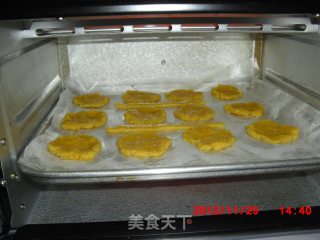 Cornmeal Crisp Biscuits recipe