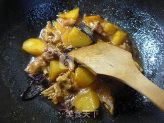 Roasted Rabbit Meat with Potatoes recipe