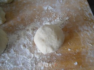 Baked Buns with Glutinous Rice Paste Stuffing recipe